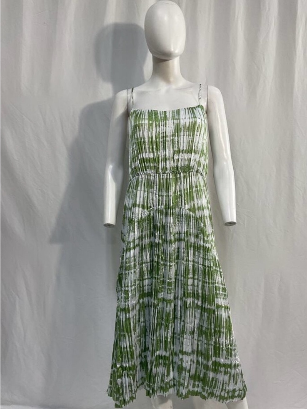 VINCE Green & White Pleated Plisse Spaghetti Strap Tiered Dress